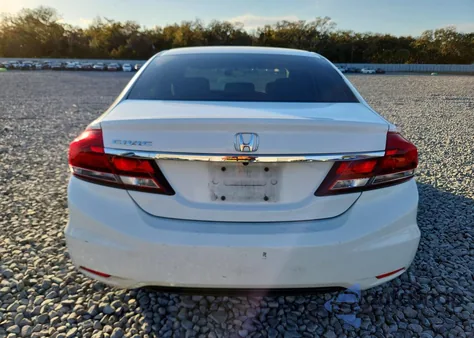 2014 Honda Civic Lx z USA, uszkodzony, nr VIN 19XFB2F58EE057953